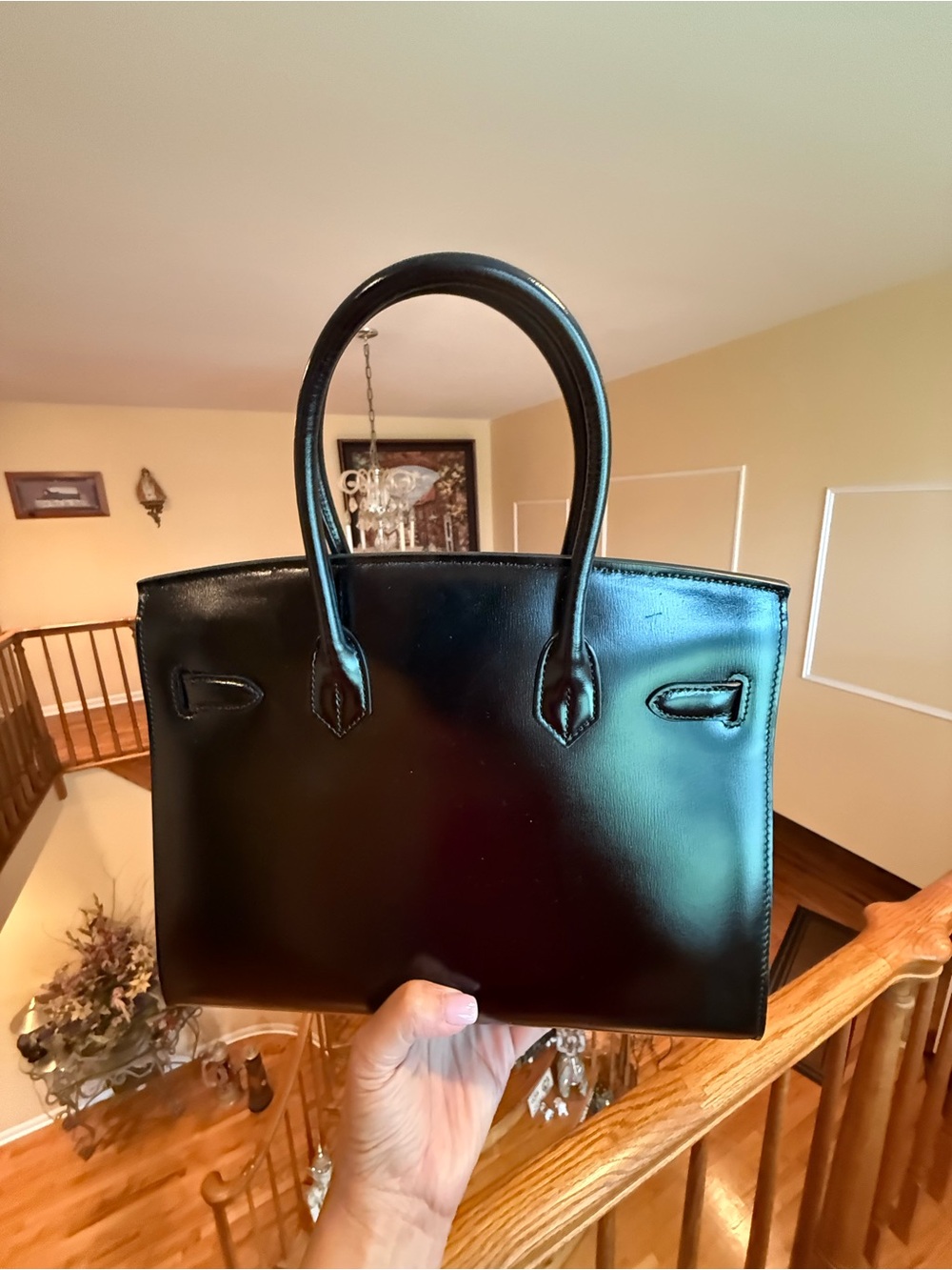 Classic Black Box Leather Top-Handle Satchel
Black HW
30CM - Picture 9 of 9